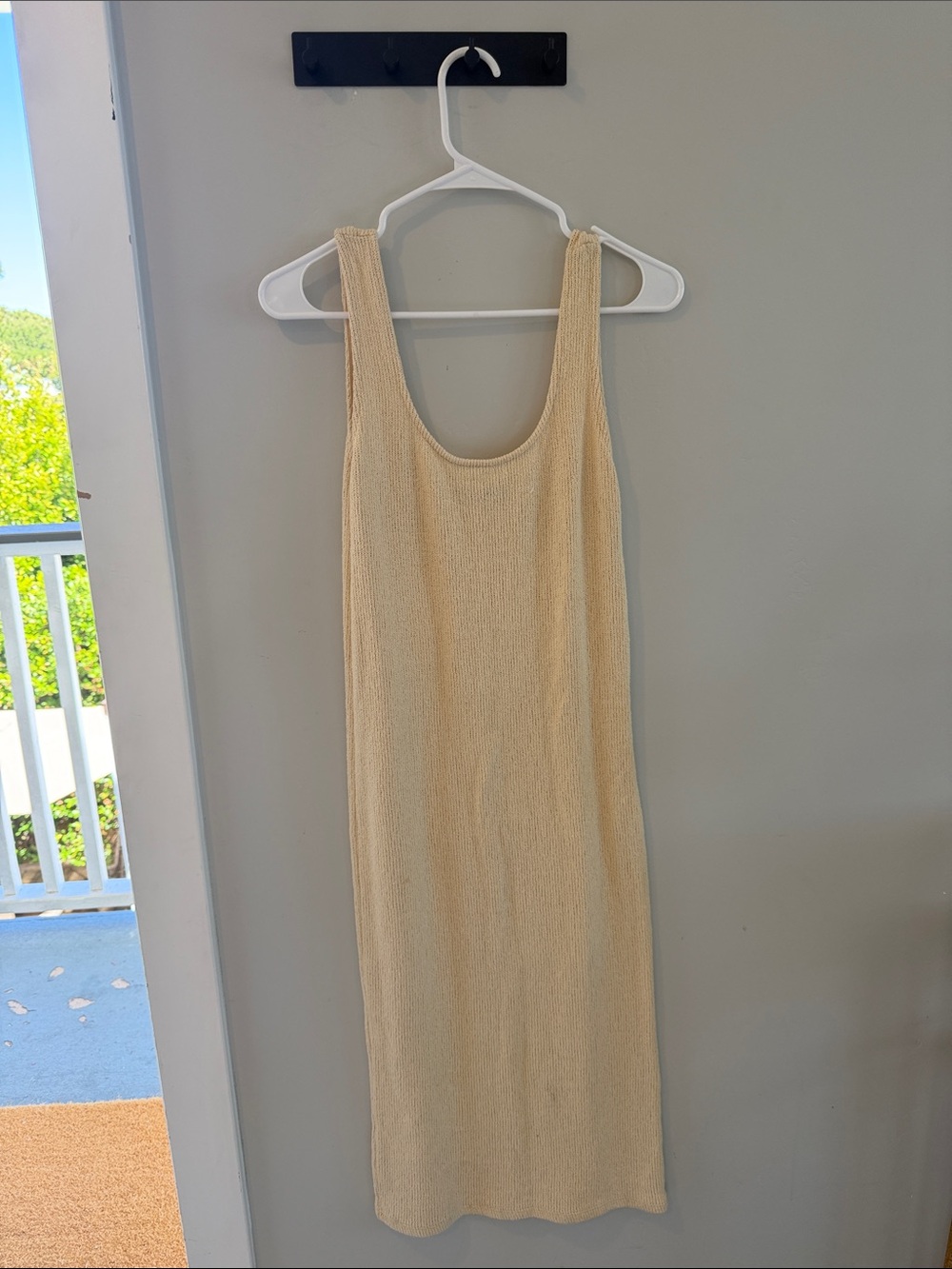 Zara Cream Sleeveless Midi Knit Dress